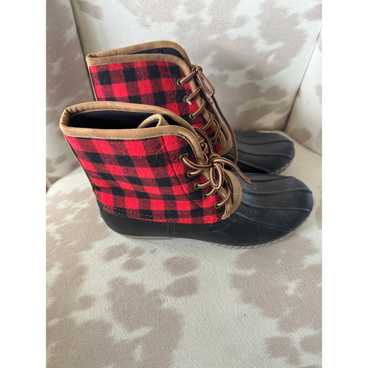 Simply Southern  Women's Duck Boots in Buffalo Plaid NWOT Size 9